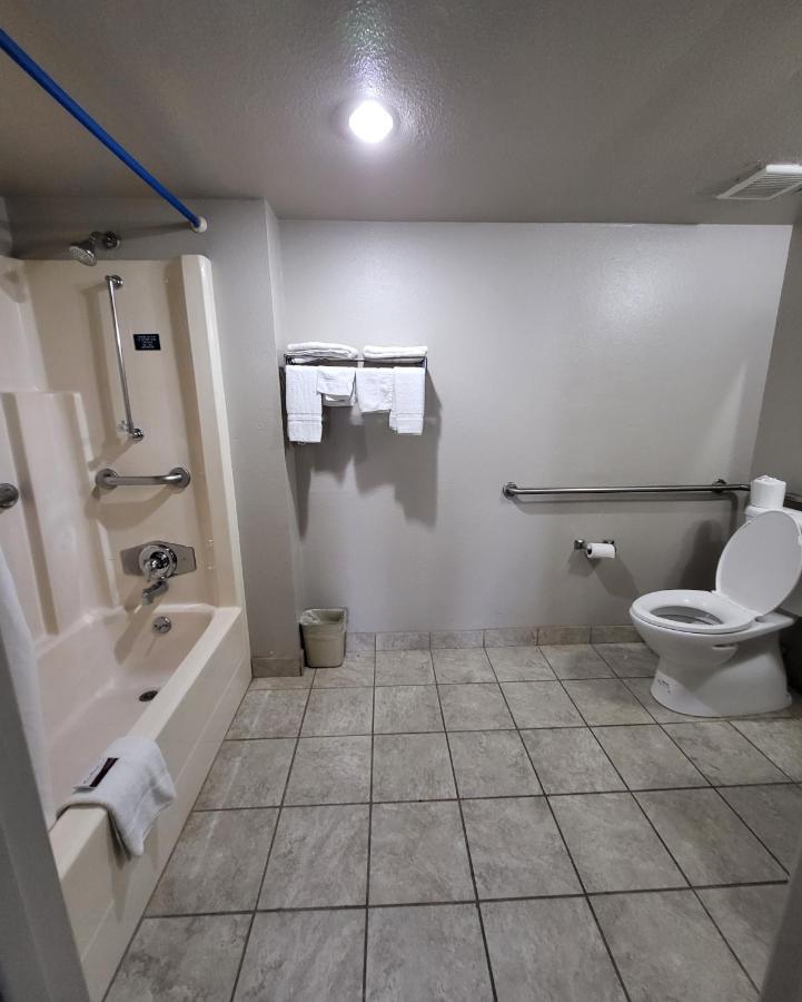 Hallmark Inn And Suites San Antonio Luaran gambar
